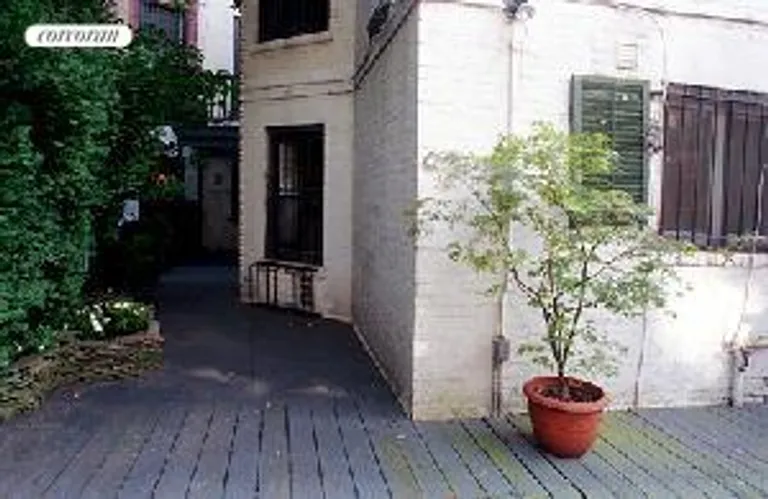 New York City Real Estate | View 129 West 77th Street, 1 | room 3 | View 4