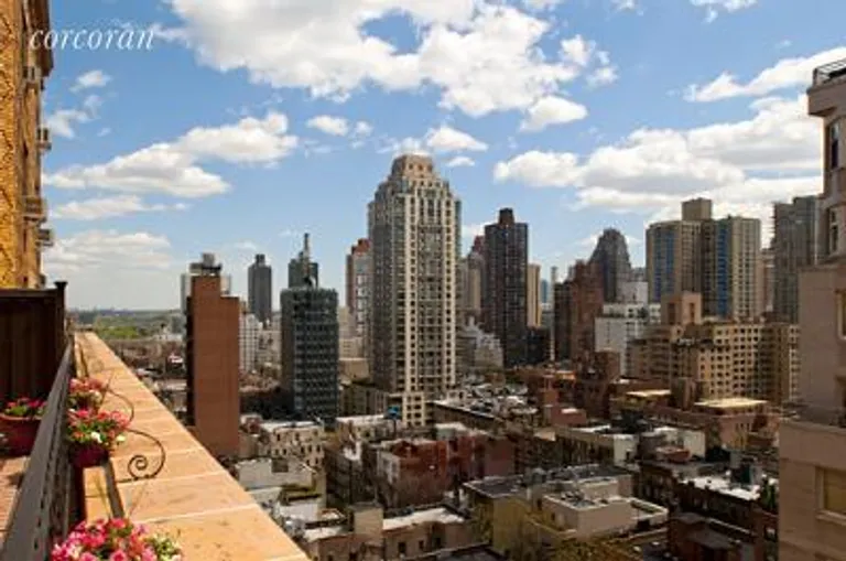 New York City Real Estate | View 205 East 78th Street, 18D | room 13 | View 14
