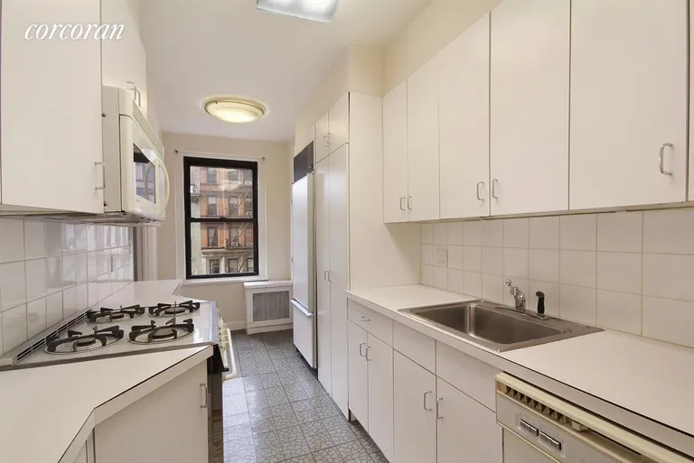 New York City Real Estate | View 205 East 78th Street, 4F | Kitchen | View 3