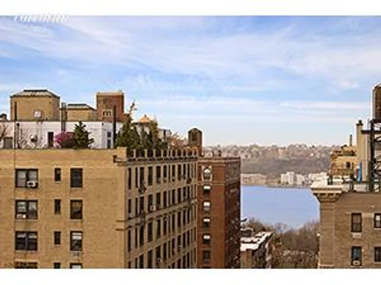 New York City Real Estate | View 225 West 83rd Street, 16L | room 2 | View 3