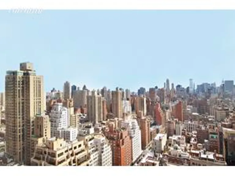 New York City Real Estate | View 111 East 85th Street, 30D | room 1 | View 2