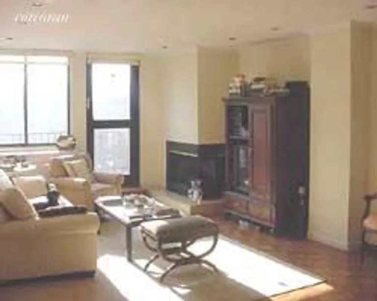 New York City Real Estate | View 153 East 87th Street, 14B | room 1 | View 2