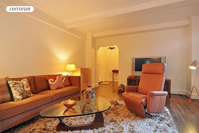 New York City Real Estate | View 315 East 68th Street, 4G | Living Room | View 4