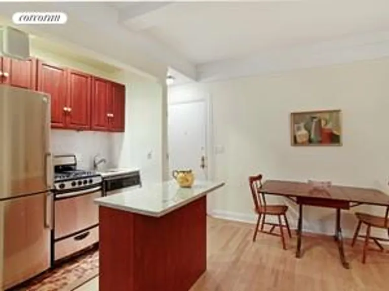New York City Real Estate | View 60 West 68th Street, 3G | room 1 | View 2