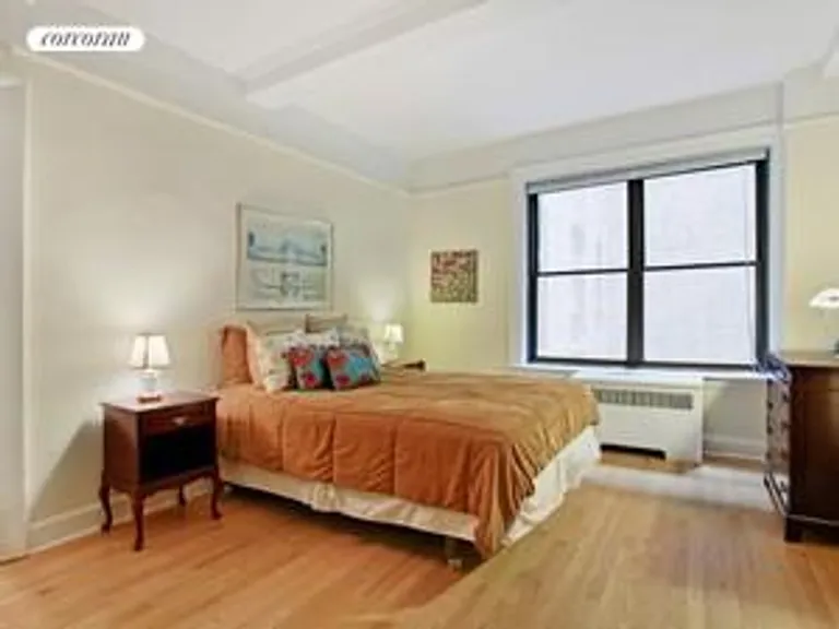 New York City Real Estate | View 60 West 68th Street, 3G | room 2 | View 3