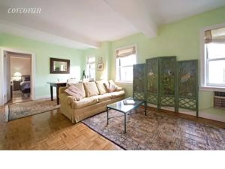 New York City Real Estate | View 2166 Broadway, 17E | 2 Beds, 2 Baths | View 1