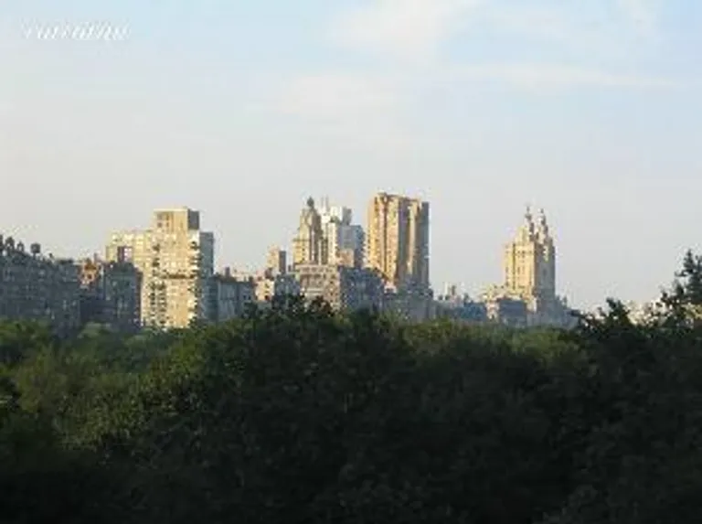 New York City Real Estate | View 150 Central Park South, 703 | 1 Bed, 2 Baths | View 1
