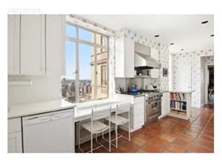 New York City Real Estate | View 145 Central Park West, 25E | Kitchen | View 5