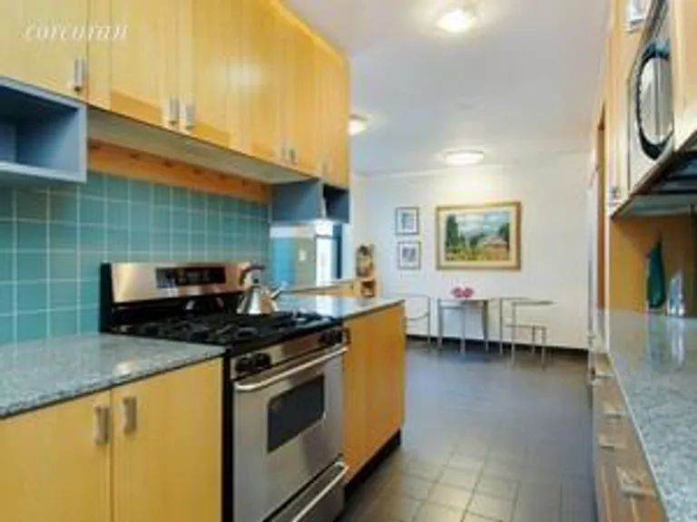New York City Real Estate | View 180 East End Avenue, 10D | room 2 | View 3