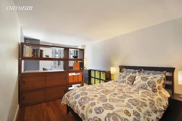 New York City Real Estate | View 275 Greenwich Street, 7C | Expansive master bedroom | View 4