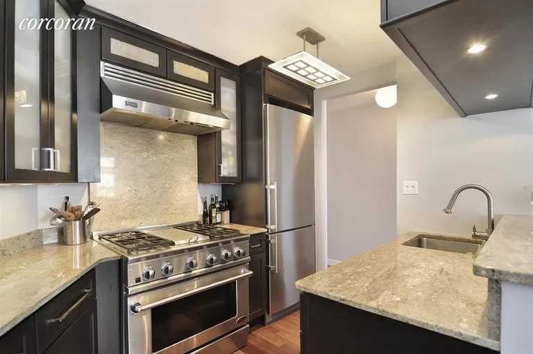 New York City Real Estate | View 275 Greenwich Street, 7C | Kitchen | View 8