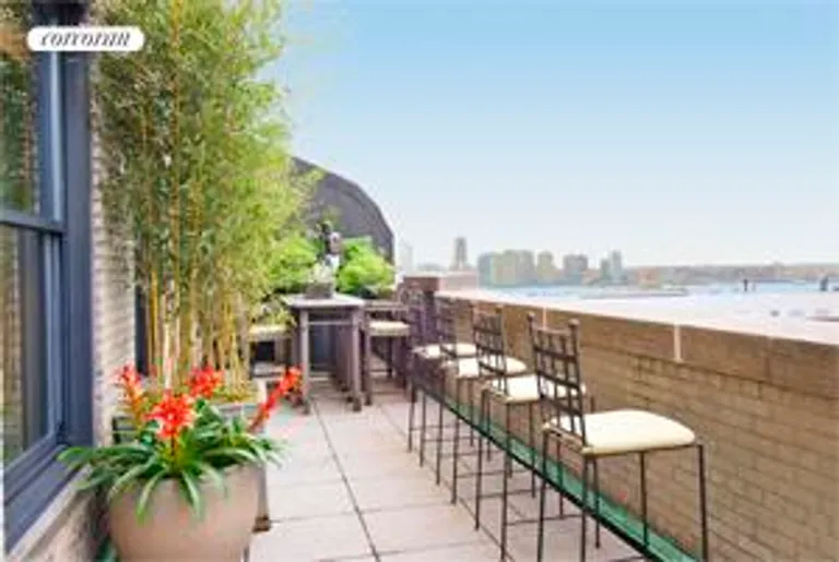 New York City Real Estate | View 335 Greenwich Street, 11B | room 5 | View 6