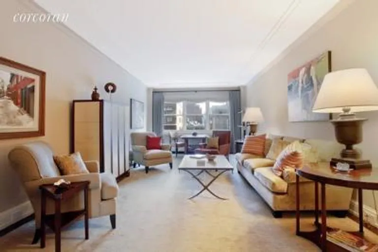 New York City Real Estate | View 710 Park Avenue, 15A | 2 Beds, 2 Baths | View 1