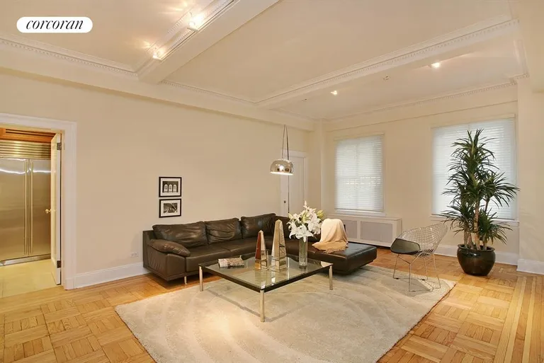 New York City Real Estate | View 1133 Park Avenue, 1W | Living Room | View 3