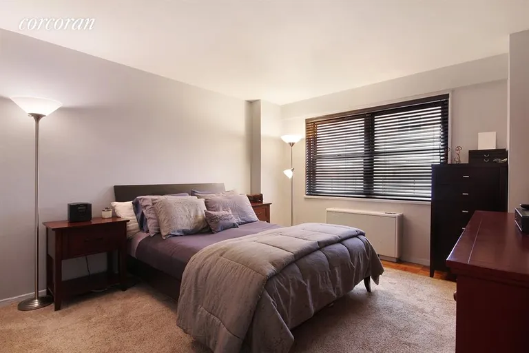New York City Real Estate | View 211 East 53rd Street, 4L | Bedroom | View 3