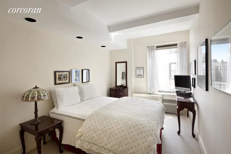 New York City Real Estate | View 110 Riverside Drive, 15B | room 5 | View 6