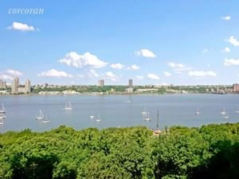 New York City Real Estate | View 140 Riverside Drive, 11F | River View | View 2