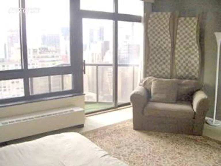 New York City Real Estate | View 100 United Nations Plaza, 40C | room 12 | View 13