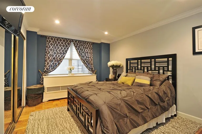 New York City Real Estate | View 233 East 69th Street, 2G | Master Bedroom | View 4