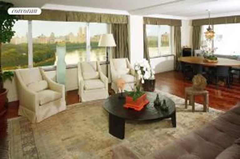 New York City Real Estate | View 1049 Fifth Avenue, 19B | 3 Beds, 3 Baths | View 1