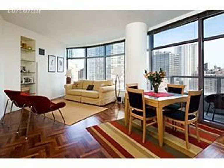 New York City Real Estate | View 250 East 54th Street, 17D | 1 Bed, 1 Bath | View 1