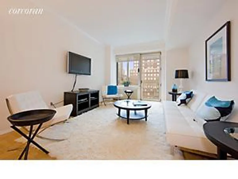 New York City Real Estate | View 170 East 87th Street, E16H | 1 Bed, 1 Bath | View 1