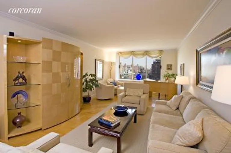 New York City Real Estate | View 170 East 87th Street, W12A | 3 Beds, 3 Baths | View 1