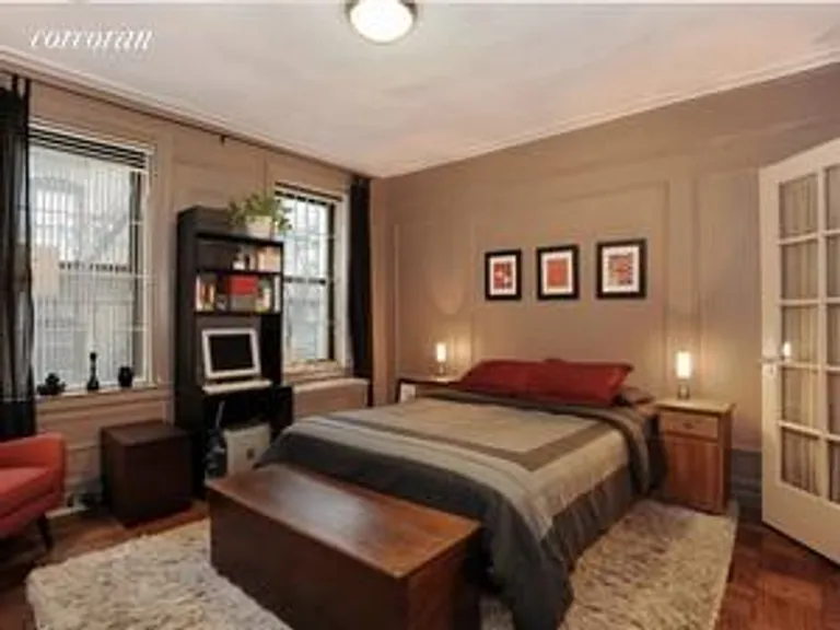 New York City Real Estate | View 332 East 84th Street, 2H | room 1 | View 2