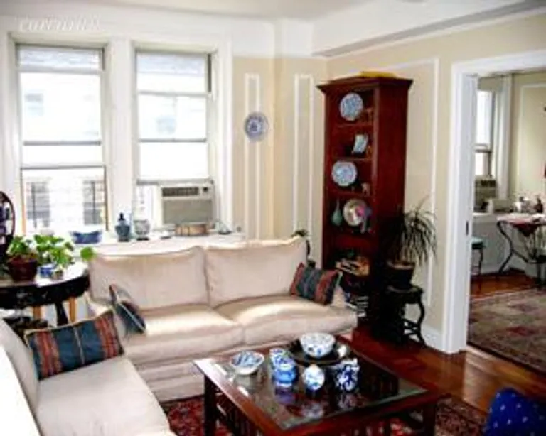 New York City Real Estate | View 11 West 69th Street, 5A | room 1 | View 2