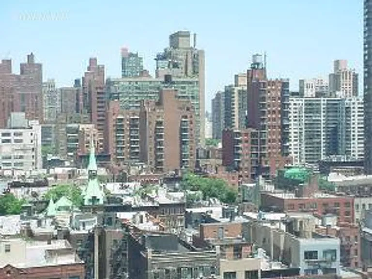 New York City Real Estate | View 201 East 80th Street, 16AB | room 2 | View 3