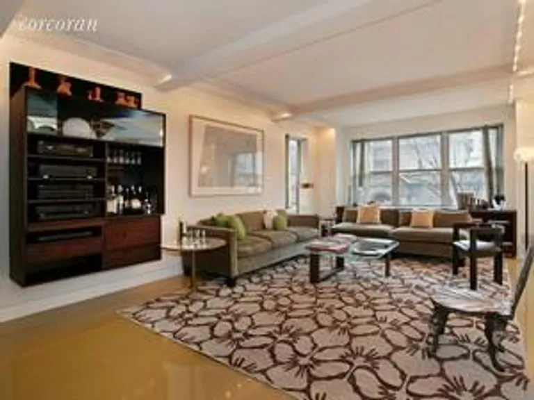 New York City Real Estate | View 4 East 70th Street, 3-4B | room 2 | View 3