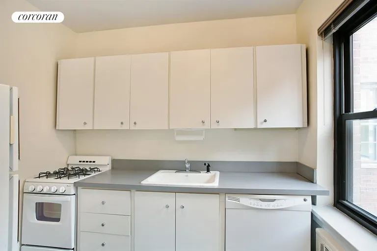 New York City Real Estate | View 430 East 56th Street, 10D | Kitchen | View 3