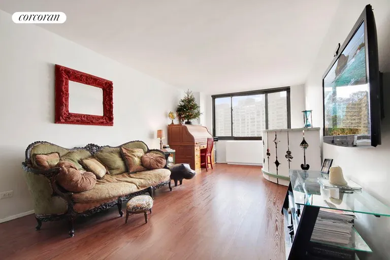 New York City Real Estate | View 2025 Broadway, 19A | room 1 | View 2
