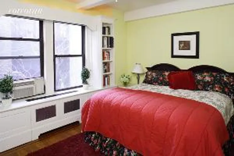 New York City Real Estate | View 315 West 86th Street, 3F | room 2 | View 3
