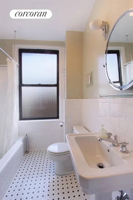 New York City Real Estate | View 102 West 75th Street, 55 | Bathroom | View 4