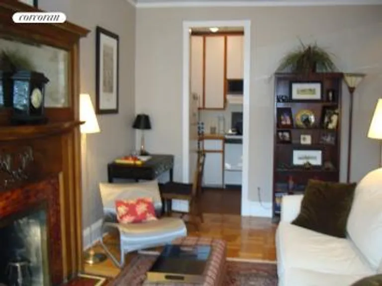 New York City Real Estate | View 11 West 95th Street, 4F | room 3 | View 4