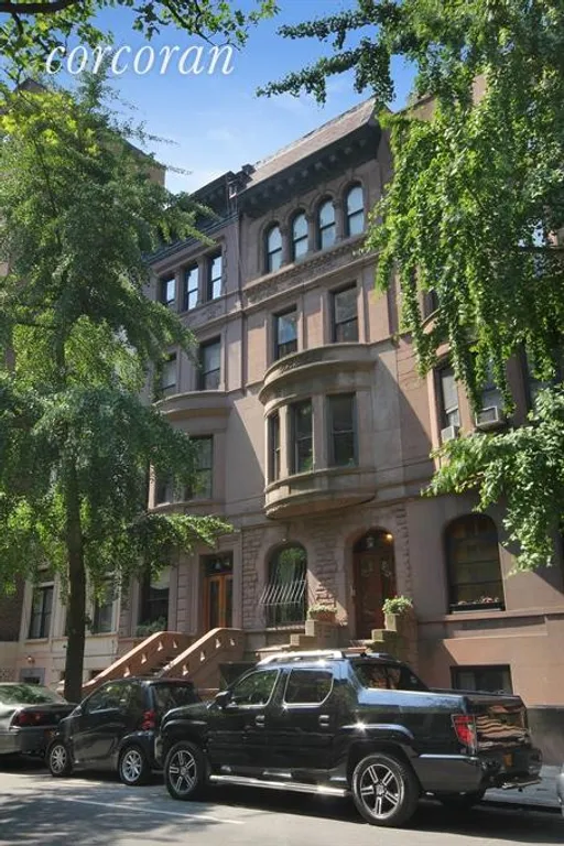 New York City Real Estate | View 24 West 70th Street, 3 | Front View | View 3