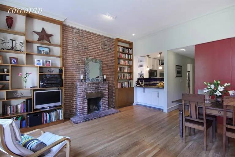 New York City Real Estate | View 24 West 70th Street, 3 | Living Room | View 4