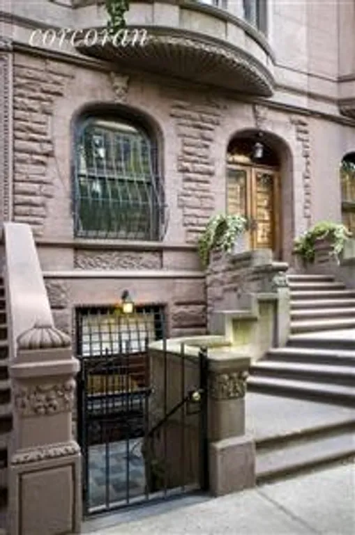 New York City Real Estate | View 24 West 70th Street, 3 | room 7 | View 8