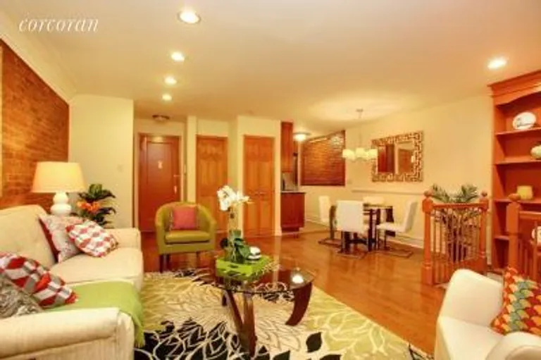 New York City Real Estate | View 31 West 70th Street, 2 | room 1 | View 2