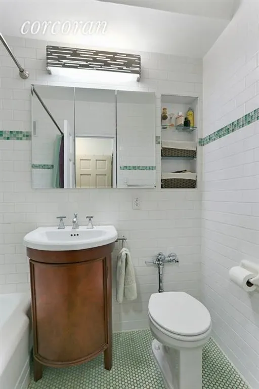 New York City Real Estate | View 63 East 9th Street, 4C | Bathroom | View 7
