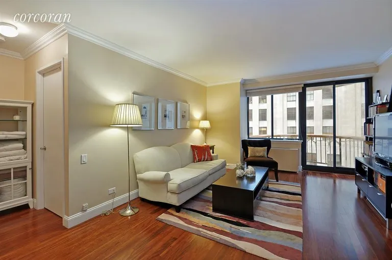 New York City Real Estate | View 45 East 25th Street, 22C | 1 Bed, 1 Bath | View 1