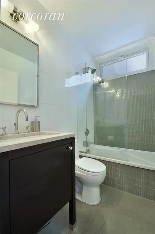 New York City Real Estate | View 212 East 47th Street, 34C | Bathroom | View 5