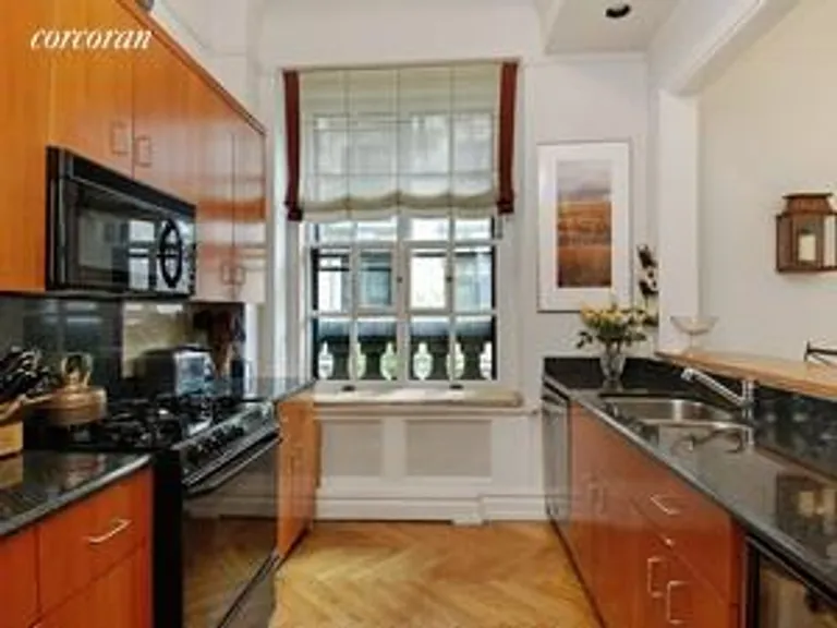 New York City Real Estate | View 2109 Broadway, 4-79 | room 3 | View 4