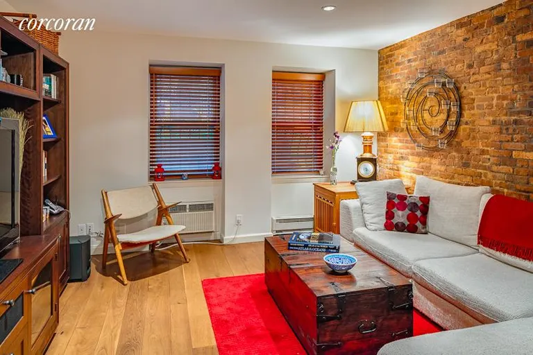 New York City Real Estate | View 20 West 90th Street, A | room 4 | View 5