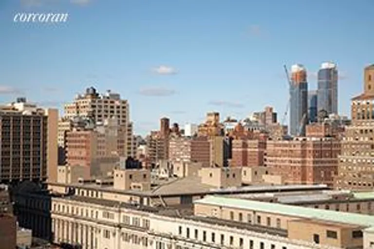 New York City Real Estate | View 252 West 30th Street, 14 FL | room 2 | View 3