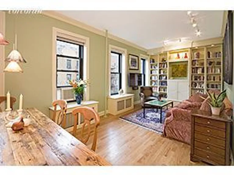 New York City Real Estate | View 254 West 25th Street, 5A | 2 Beds, 1 Bath | View 1