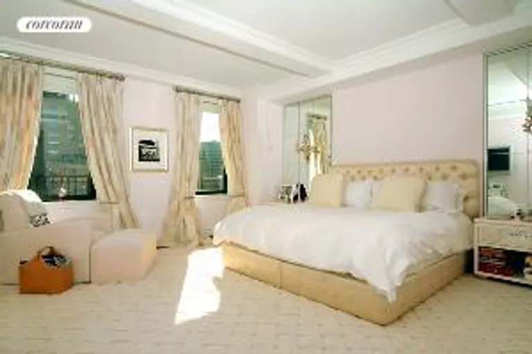 New York City Real Estate | View 15 East 69th Street, 11B | room 1 | View 2