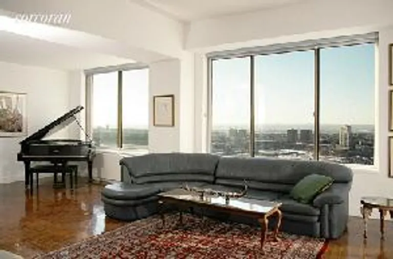 New York City Real Estate | View 200 Riverside Boulevard, PH2B | room 2 | View 3