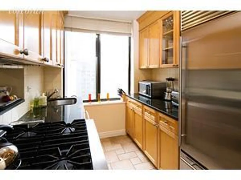 New York City Real Estate | View 111 East 30th Street, 17C | room 2 | View 3